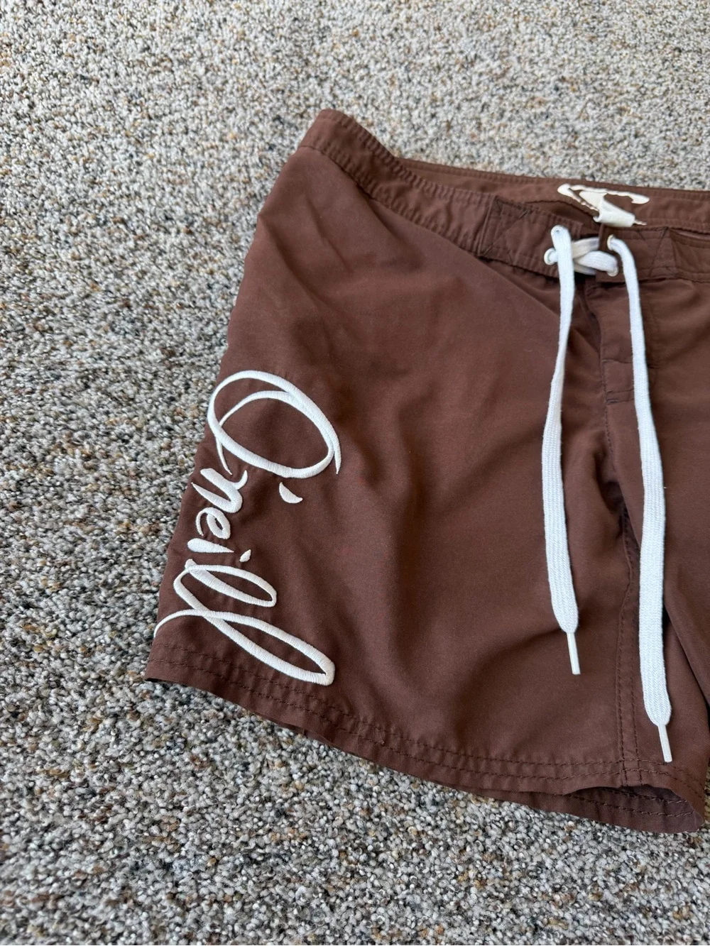 O'Neill Womens Size 7 Brown White Board Shorts Y2K Surf Cargo Swim Beach